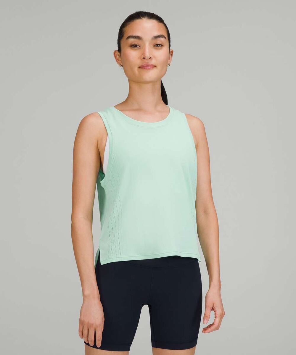 Activewear Workout Athlesuire Lululemon Train To Be Tank Top in Wild Mint Sz 6
